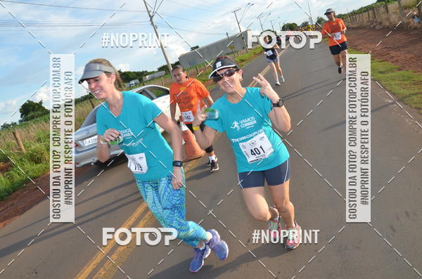 Buy your photos of the event1 Beer Run Expo guas on Fotop