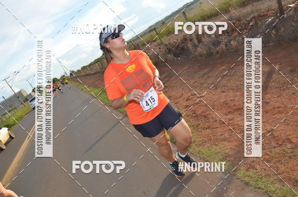 Buy your photos of the event1 Beer Run Expo guas on Fotop
