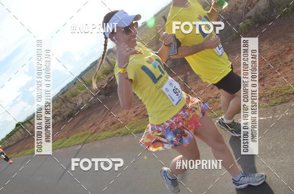Buy your photos of the event1 Beer Run Expo guas on Fotop