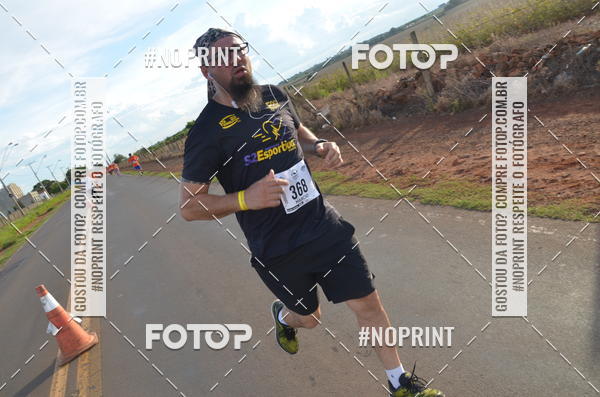 Buy your photos of the event1 Beer Run Expo guas on Fotop