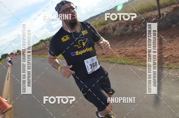 Buy your photos of the event1 Beer Run Expo guas on Fotop