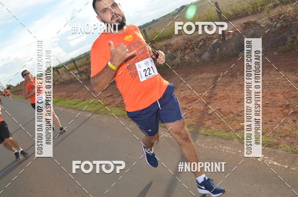 Buy your photos of the event1 Beer Run Expo guas on Fotop