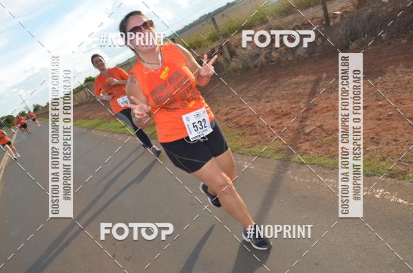 Buy your photos of the event1 Beer Run Expo guas on Fotop