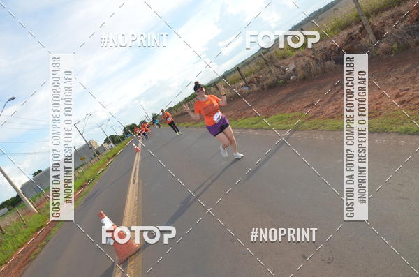 Buy your photos of the event1 Beer Run Expo guas on Fotop