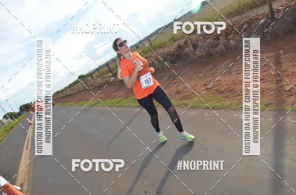 Buy your photos of the event1 Beer Run Expo guas on Fotop