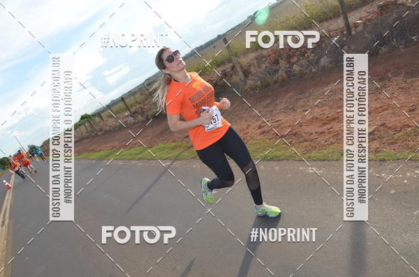 Buy your photos of the event1 Beer Run Expo guas on Fotop