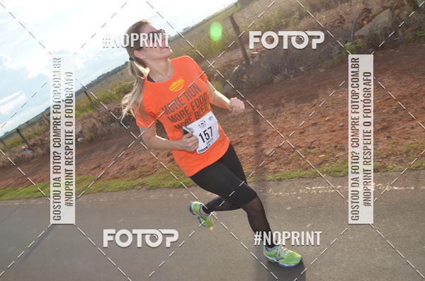 Buy your photos of the event1 Beer Run Expo guas on Fotop