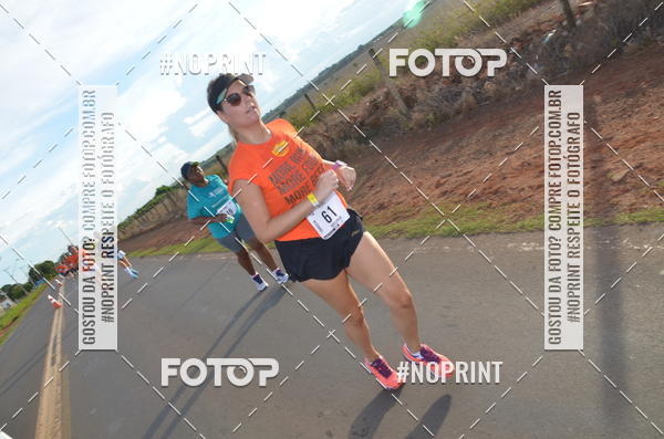 Buy your photos of the event1 Beer Run Expo guas on Fotop