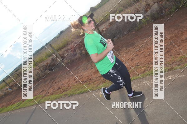 Buy your photos of the event1 Beer Run Expo guas on Fotop