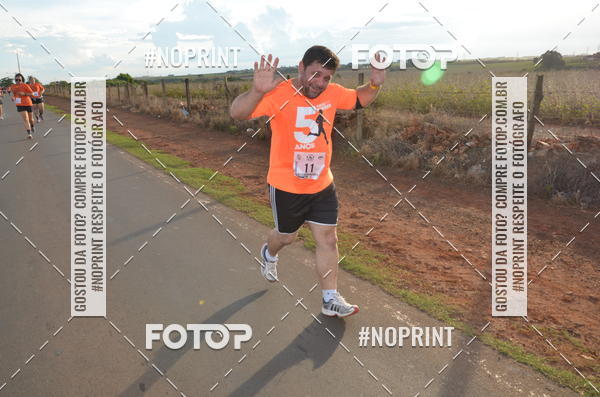 Buy your photos of the event1 Beer Run Expo guas on Fotop