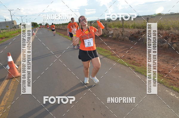 Buy your photos of the event1 Beer Run Expo guas on Fotop