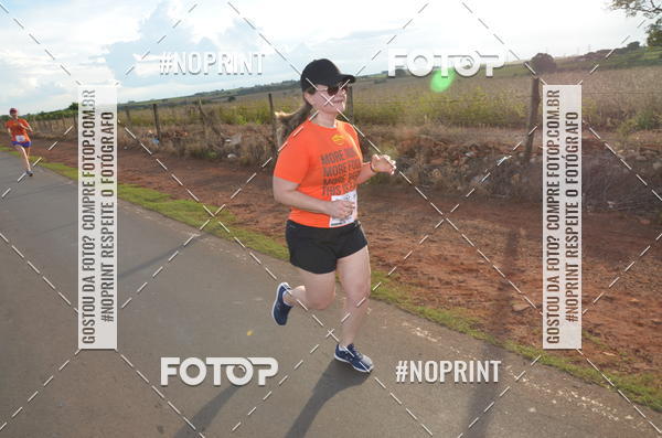 Buy your photos of the event1 Beer Run Expo guas on Fotop
