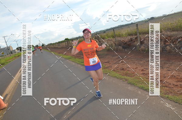 Buy your photos of the event1 Beer Run Expo guas on Fotop