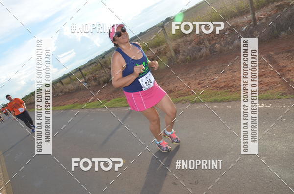 Buy your photos of the event1 Beer Run Expo guas on Fotop