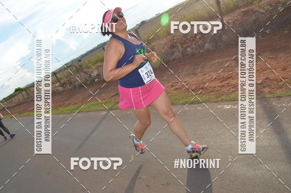 Buy your photos of the event1 Beer Run Expo guas on Fotop