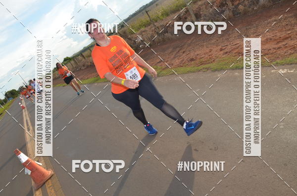 Buy your photos of the event1 Beer Run Expo guas on Fotop