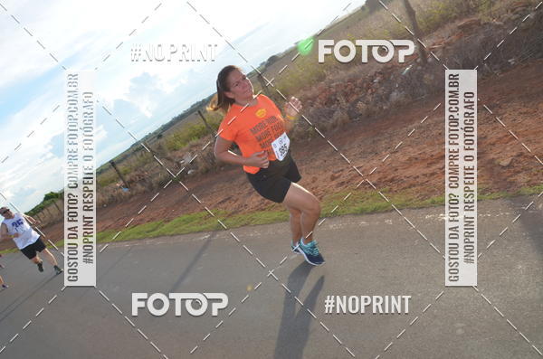 Buy your photos of the event1 Beer Run Expo guas on Fotop