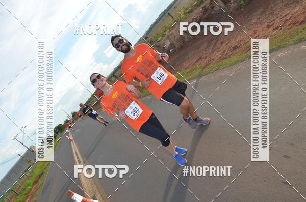Buy your photos of the event1 Beer Run Expo guas on Fotop