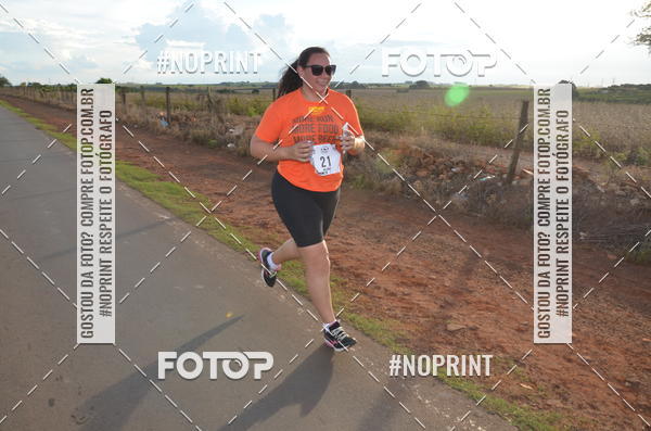 Buy your photos of the event1 Beer Run Expo guas on Fotop