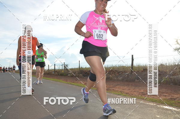 Buy your photos of the event1 Beer Run Expo guas on Fotop