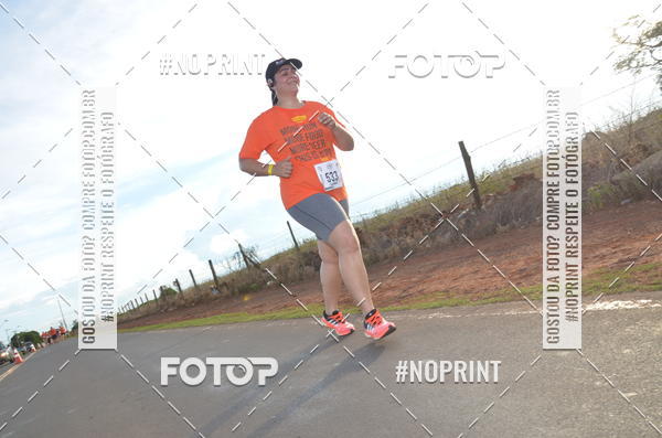 Buy your photos of the event1 Beer Run Expo guas on Fotop