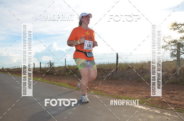 Buy your photos of the event1 Beer Run Expo guas on Fotop
