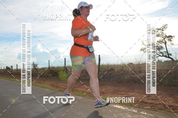 Buy your photos of the event1 Beer Run Expo guas on Fotop