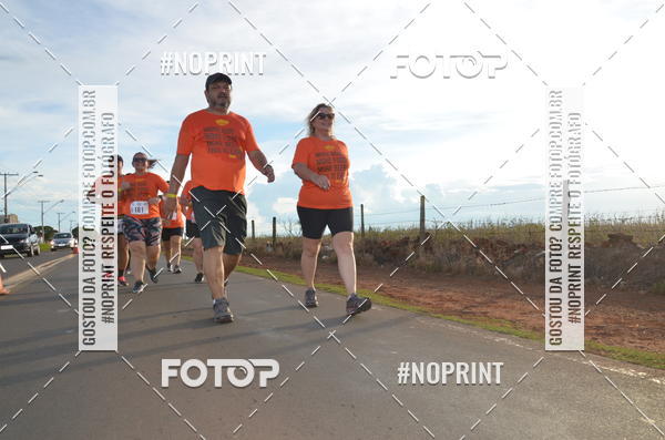 Buy your photos of the event1 Beer Run Expo guas on Fotop
