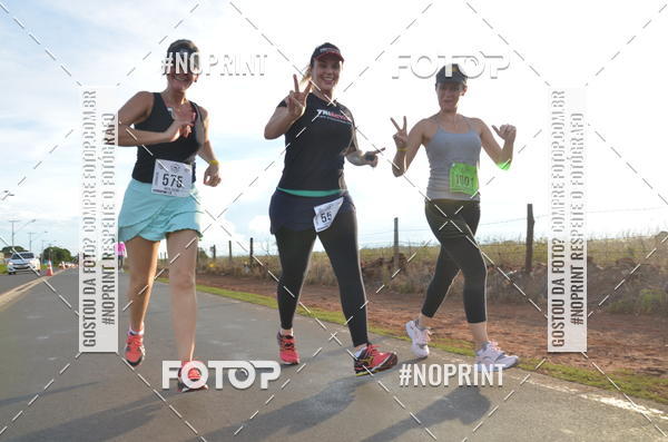Buy your photos of the event1 Beer Run Expo guas on Fotop