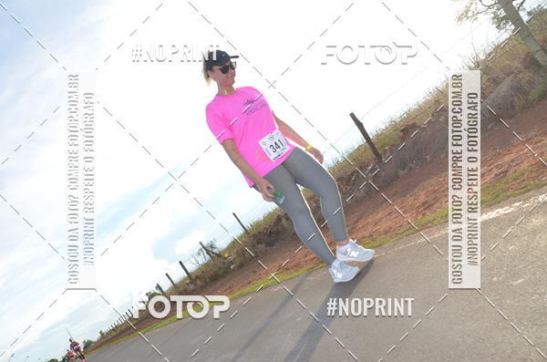 Buy your photos of the event1 Beer Run Expo guas on Fotop
