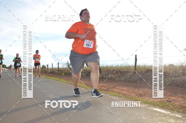 Buy your photos of the event1 Beer Run Expo guas on Fotop