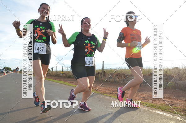 Buy your photos of the event1 Beer Run Expo guas on Fotop