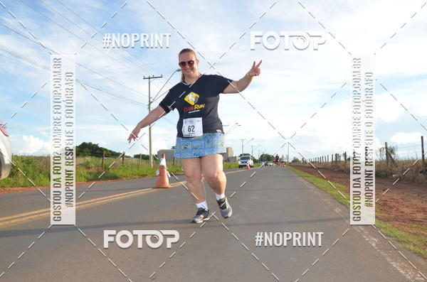Buy your photos of the event1 Beer Run Expo guas on Fotop