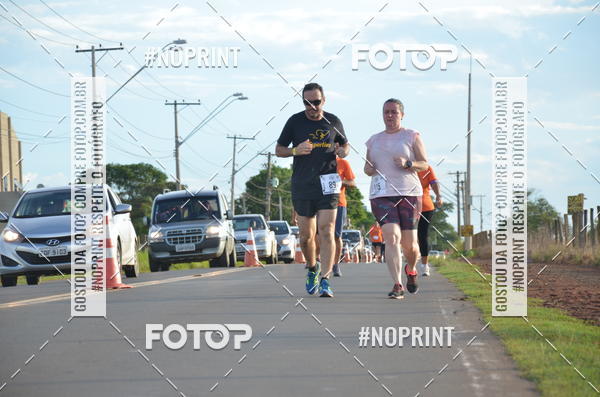 Buy your photos of the event1 Beer Run Expo guas on Fotop