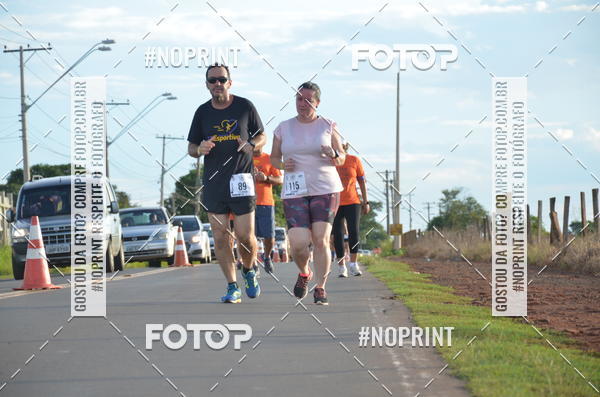 Buy your photos of the event1 Beer Run Expo guas on Fotop