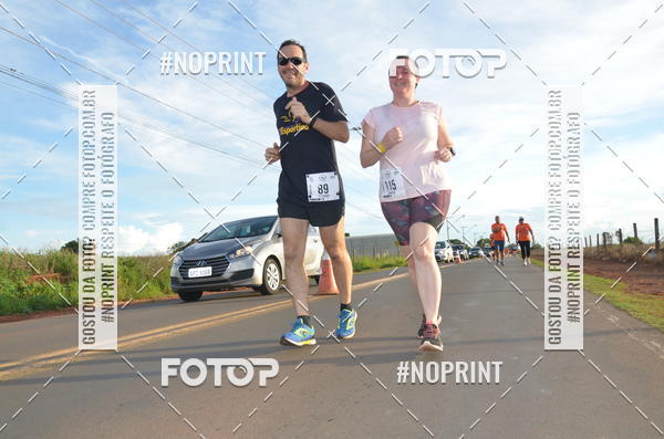 Buy your photos of the event1 Beer Run Expo guas on Fotop