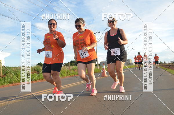 Buy your photos of the event1 Beer Run Expo guas on Fotop