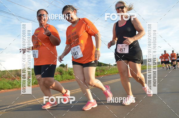 Buy your photos of the event1 Beer Run Expo guas on Fotop