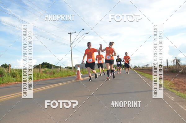 Buy your photos of the event1 Beer Run Expo guas on Fotop