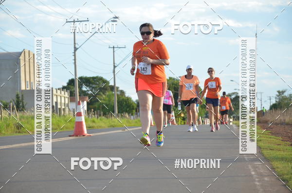 Buy your photos of the event1 Beer Run Expo guas on Fotop