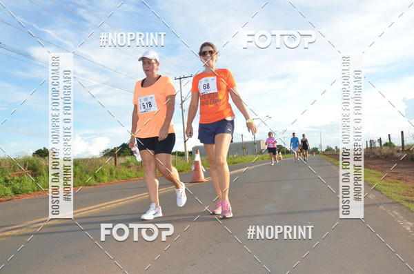 Buy your photos of the event1 Beer Run Expo guas on Fotop