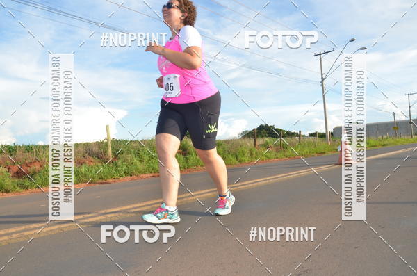 Buy your photos of the event1 Beer Run Expo guas on Fotop