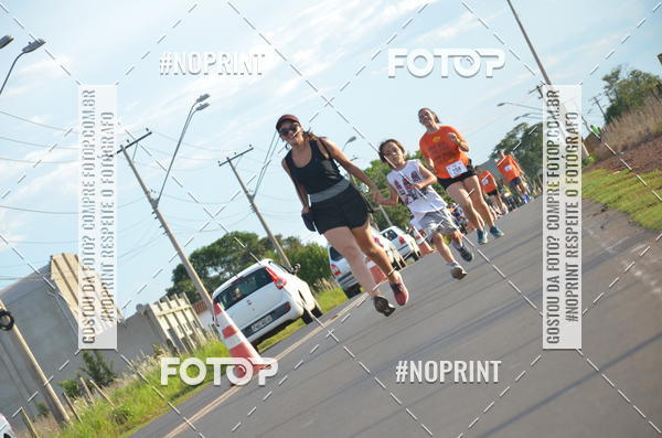 Buy your photos of the event1 Beer Run Expo guas on Fotop