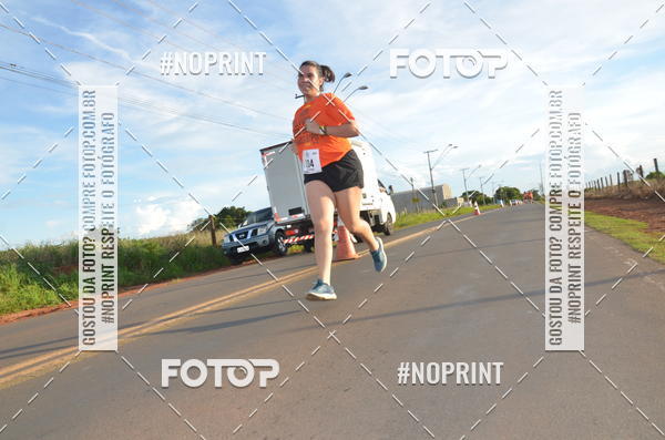 Buy your photos of the event1 Beer Run Expo guas on Fotop