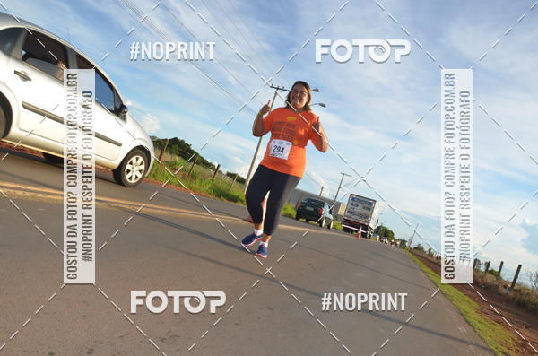 Buy your photos of the event1 Beer Run Expo guas on Fotop
