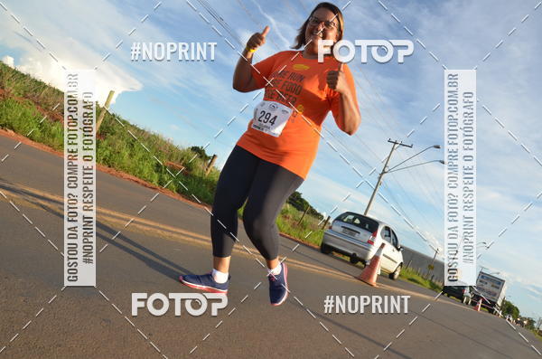 Buy your photos of the event1 Beer Run Expo guas on Fotop