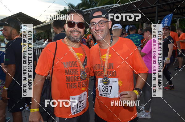Buy your photos of the event1 Beer Run Expo guas on Fotop