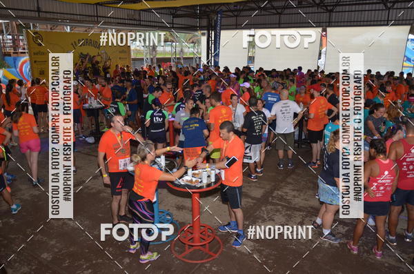 Buy your photos of the event1 Beer Run Expo guas on Fotop