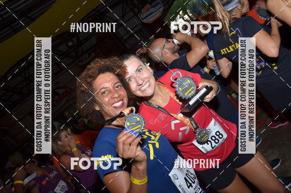Buy your photos of the event1 Beer Run Expo guas on Fotop
