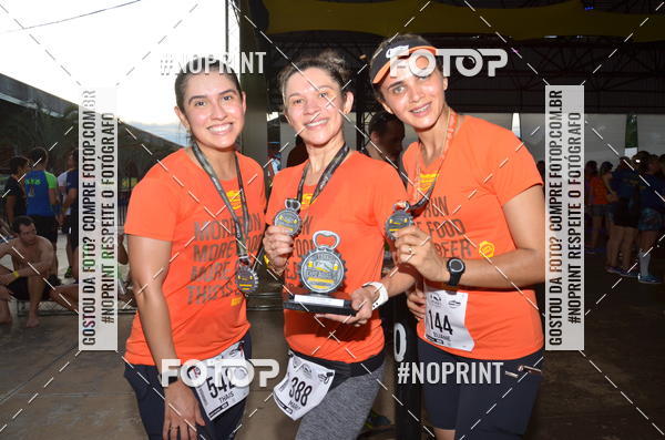 Buy your photos of the event1 Beer Run Expo guas on Fotop